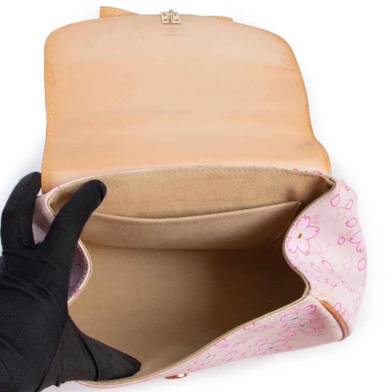 Louis vuitton best sale cherry blossom pink