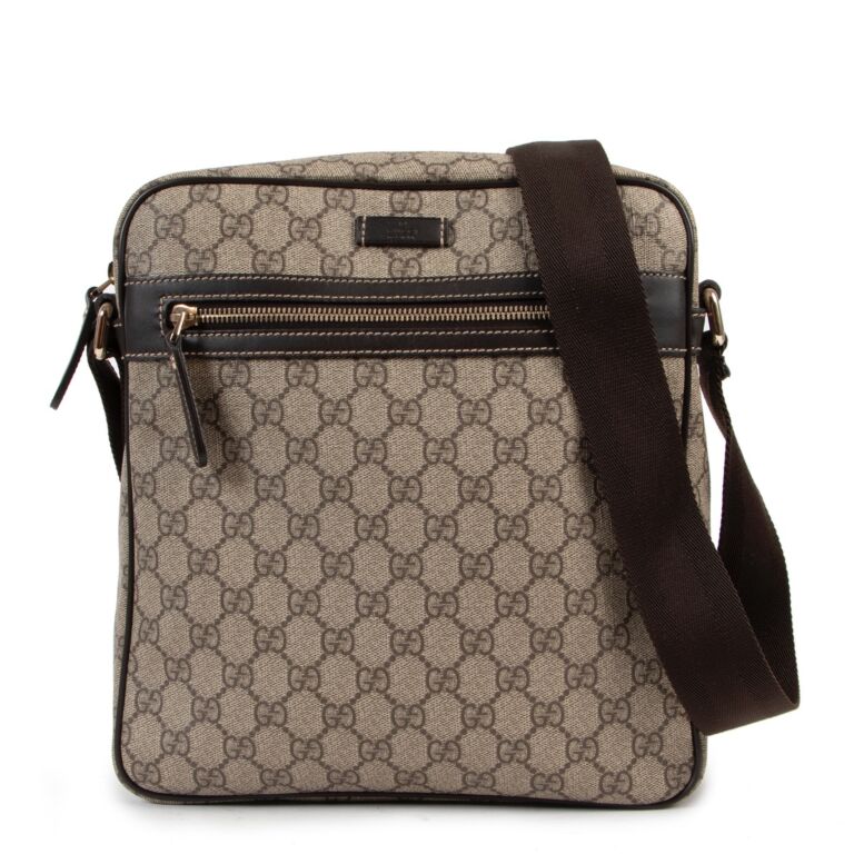 Gucci gg supreme hot sale canvas