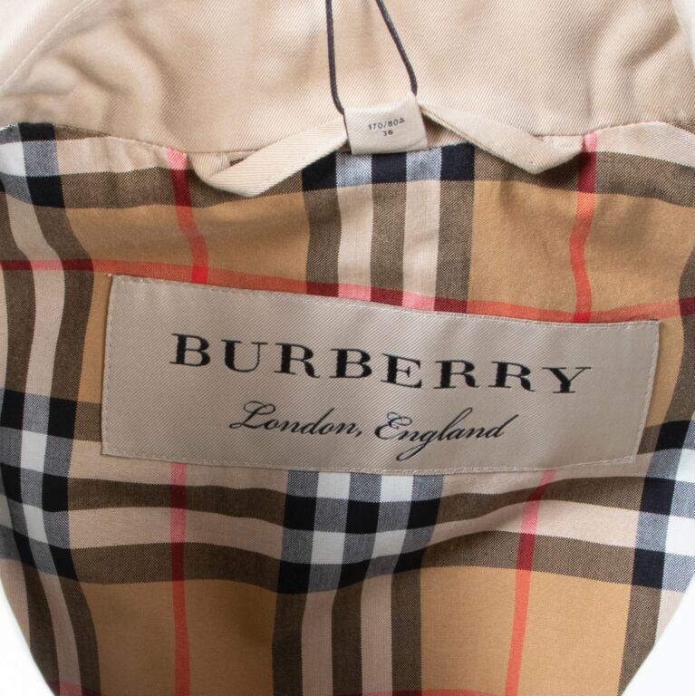 Burberry Barnhall Jacket - Size IT 38 ○ Labellov ○ Buy and Sell Authentic Luxury