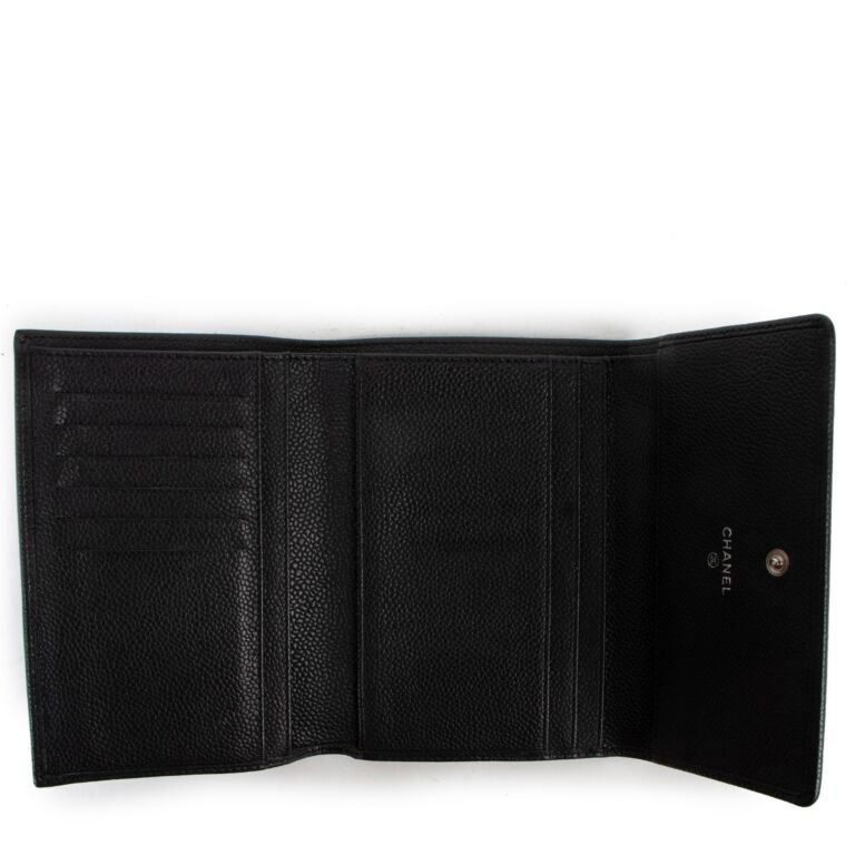 CHANEL CAVIAR SKIN A82288 WALLET No25 207007944  Luxury Bags  Wallets  on Carousell