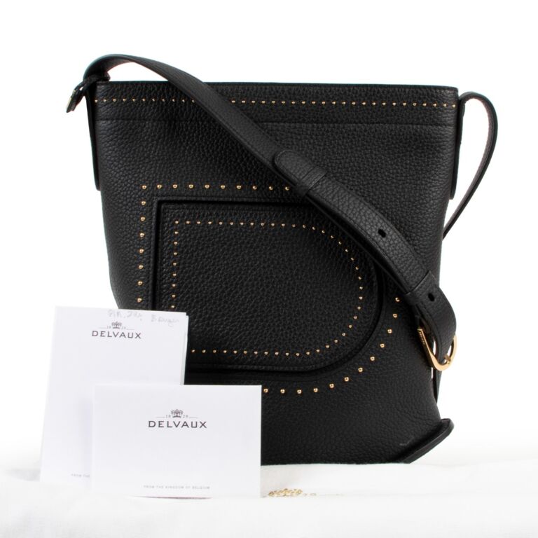 Shop DELVAUX DELVAUX Pin 2023 SS Calfskin Plain Leather Crossbody Shoulder  Bags by 5etoiles