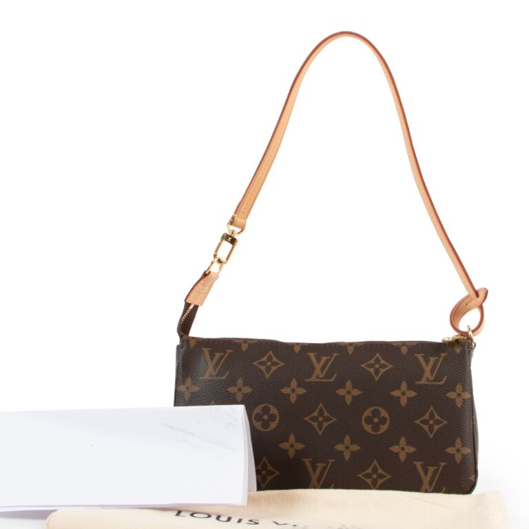 Louis Vuitton Classic Monogram Canvas Pochette Shoulder Bag. , Lot  #77026