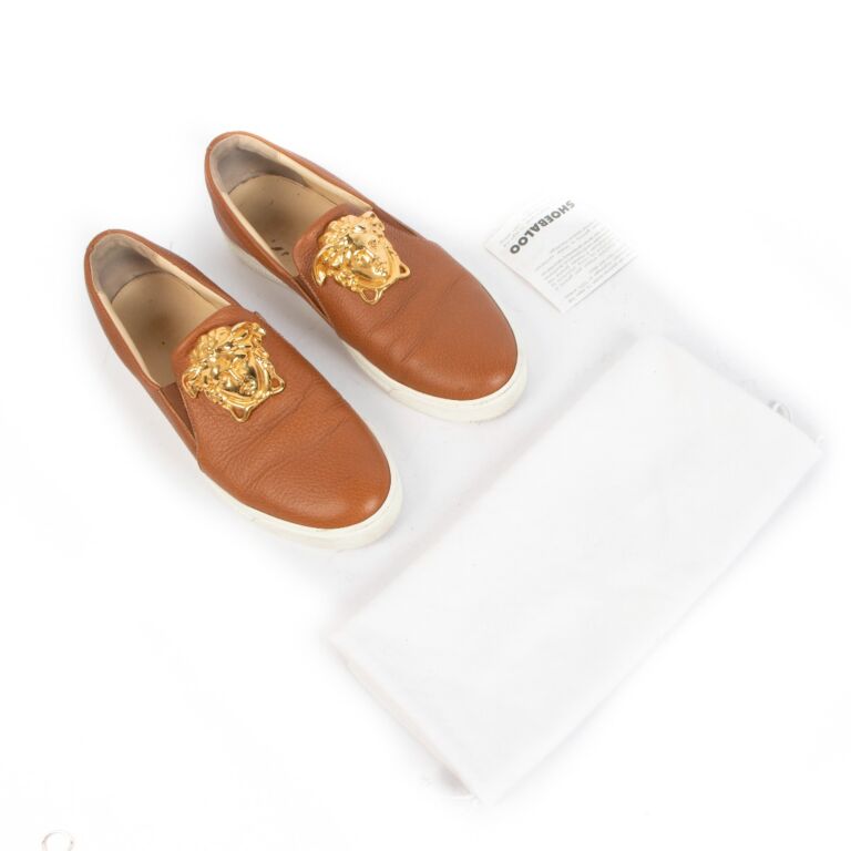 Medusa pop slip on sneakers discount