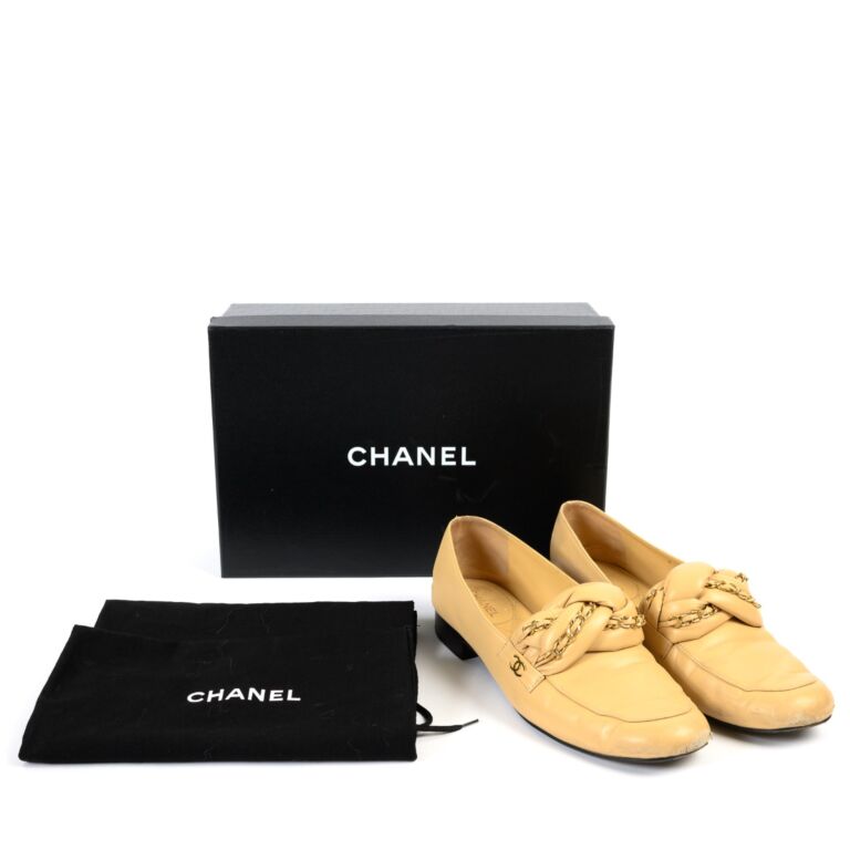Chanel Pre-Fall 2017 Beige Lambskin Leather Loafers - Size 40 ○ Labellov ○  Buy and Sell Authentic Luxury