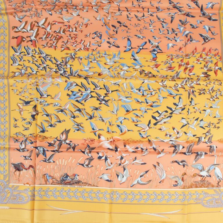Hermès Libre Comme L'Air Carré 90 Silk Scarf ○ Labellov ○ Buy