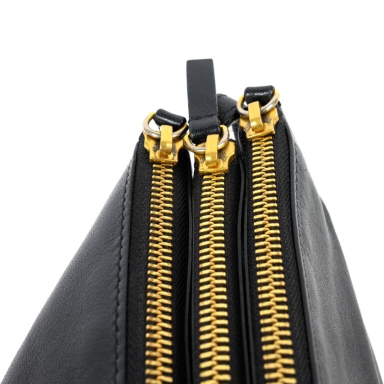 Trio leather crossbody bag Celine Black in Leather - 33095540