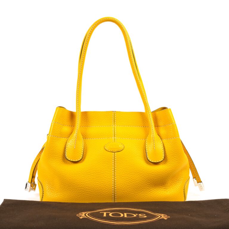 Tod's Yellow Leather Small D-Bag ○ Labellov ○ Buy and Sell Authentic Luxury