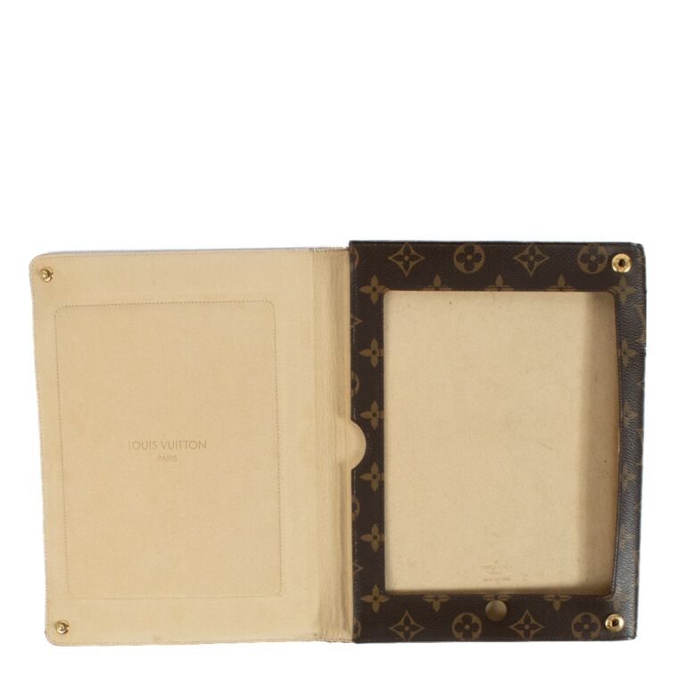 Louis Vuitton Monogram iPad case ○ Labellov ○ Buy and Sell