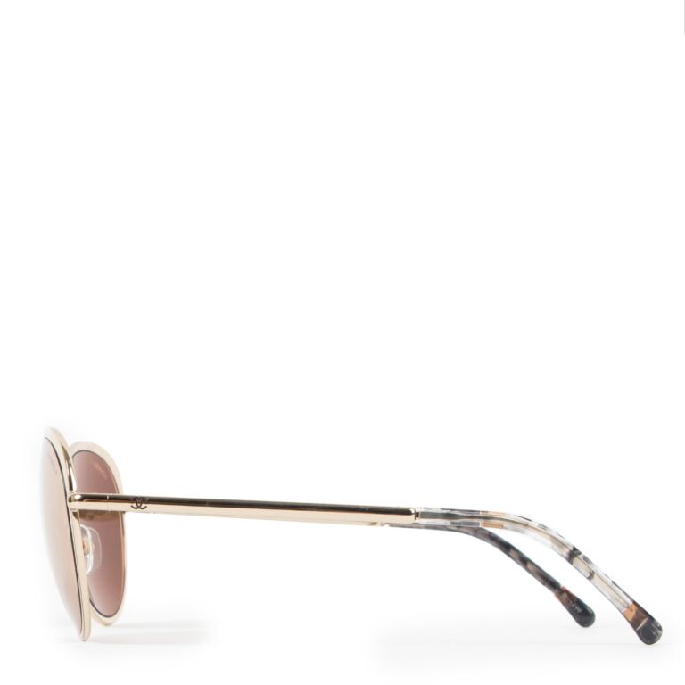 Sunglasses Chanel Gold in Metal - 36286365