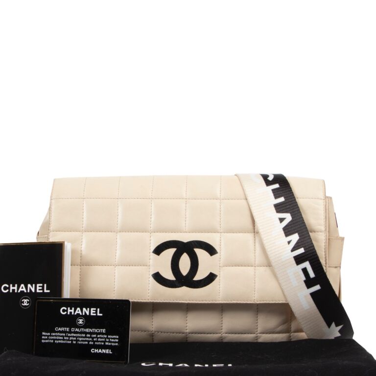 Chanel Ivory White Quilted Leather East West Star Crossbody