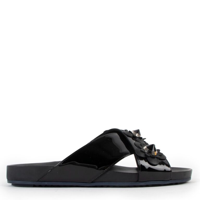 Fendi black rubber on sale slides