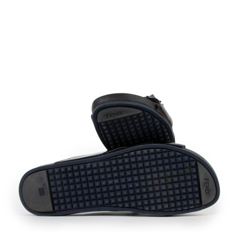 Fendi black slippers hot sale