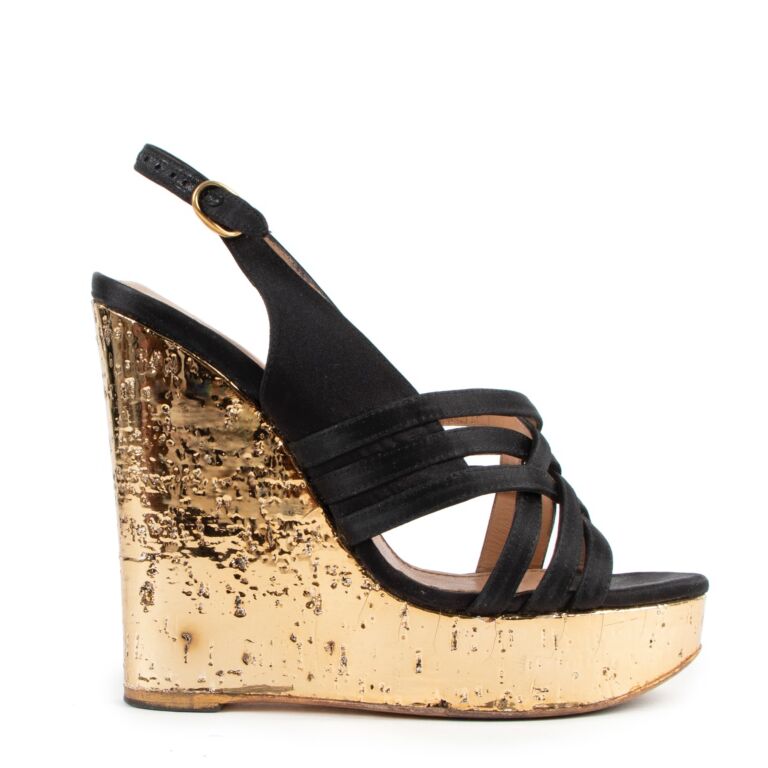 black and gold wedges