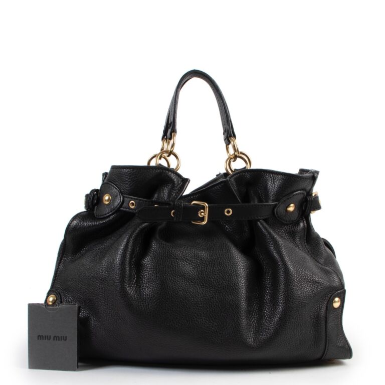 Miu Miu Black Shoulder Bag ○ Labellov ○ Buy and Sell