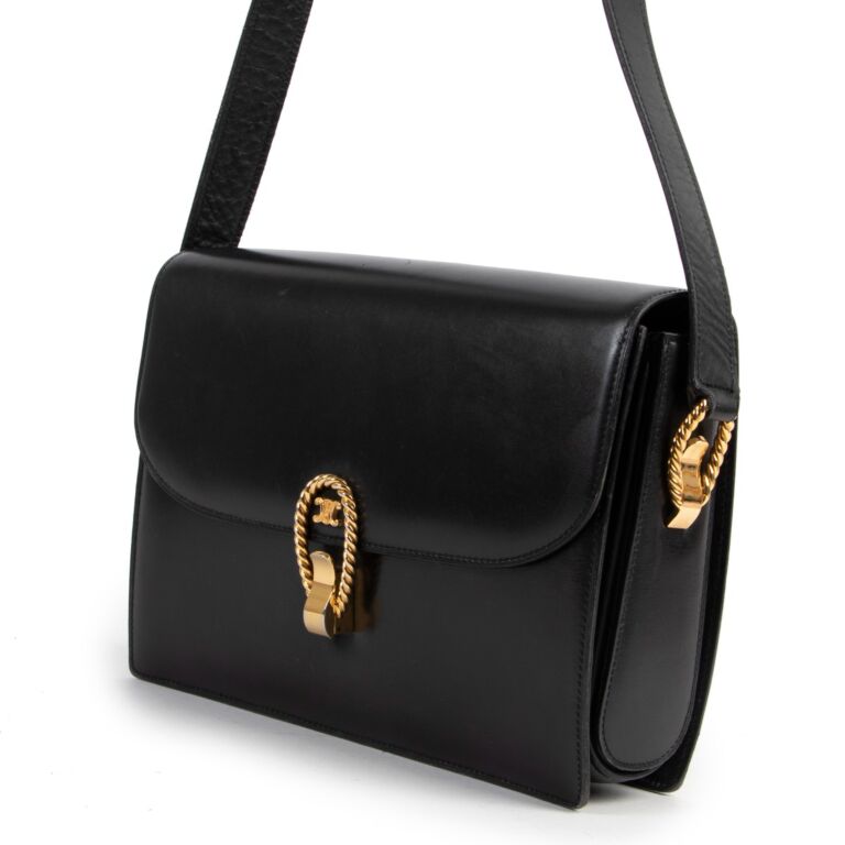 Celine Vintage Medium Triomphe Box Bag ○ Labellov ○ Buy and Sell Authentic  Luxury