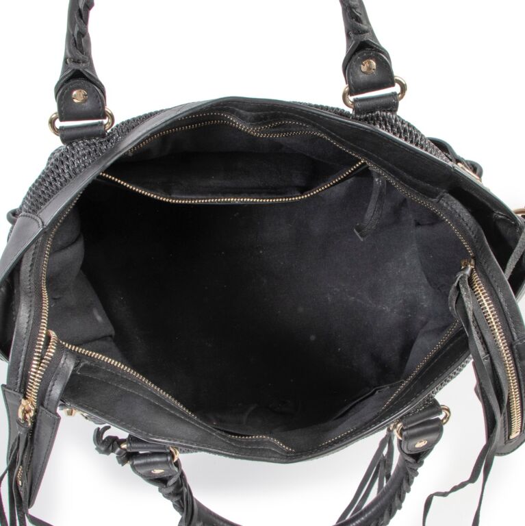 City leather handbag Balenciaga Black in Leather - 22009933