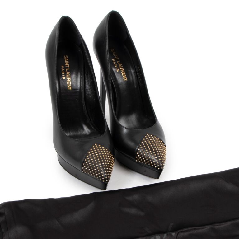 Saint laurent new arrivals studded pumps