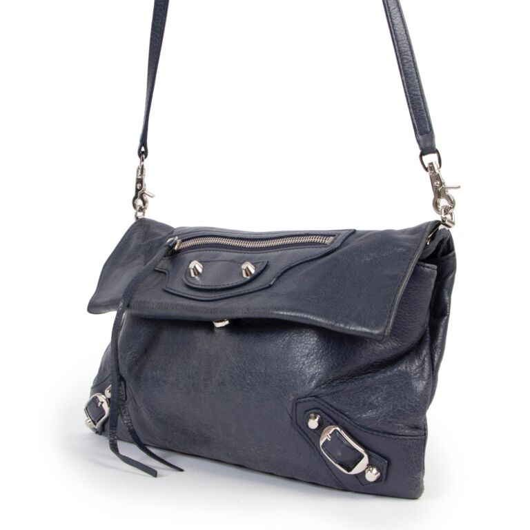 Balenciaga envelope deals clutch