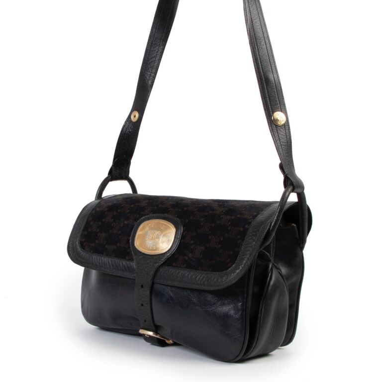 Celine Triomphe Canvas Shoulder Bag Labellov Buy and Sell
