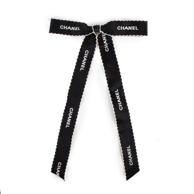 Chanel Black Fabric Bow Brooch ○ Labellov ○ Buy and Sell Authentic Luxury