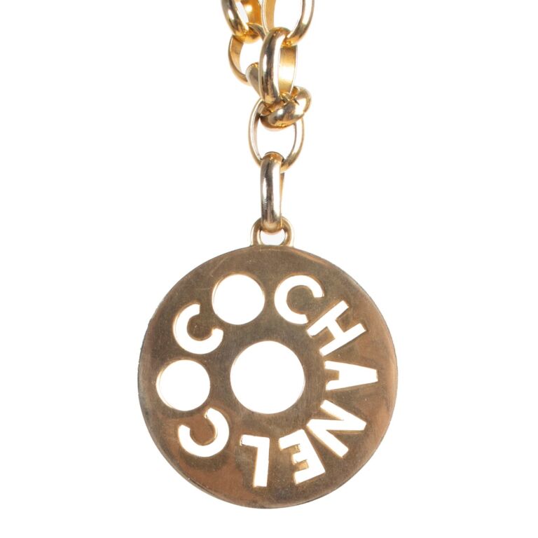 Vintage Chanel COCO CHANEL Cutout Pendant Necklace – Very Vintage