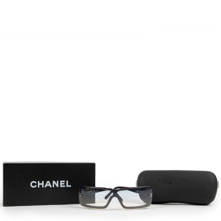 Chanel Black Gradient Rectangle Sunglasses ○ Labellov ○ Buy and Sell  Authentic Luxury