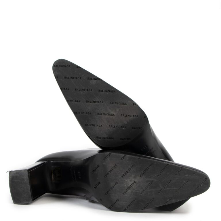 Black ankle hot sale boots 2018