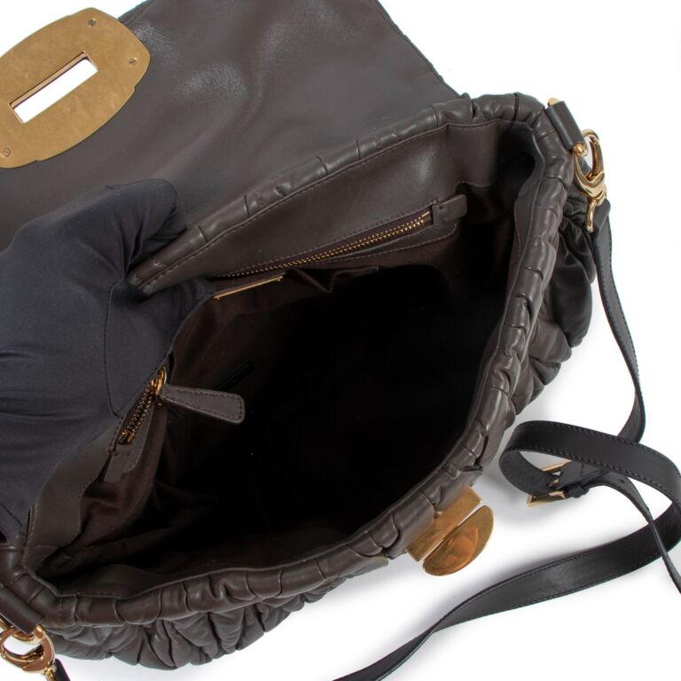 バッグ MIU MIU Leather Hand Bag Miu Miu Leather Handbag