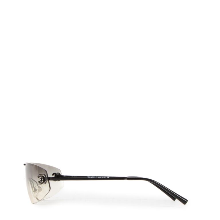 Chanel Black 4078 CC Crystal Sunglasses ○ Labellov ○ Buy