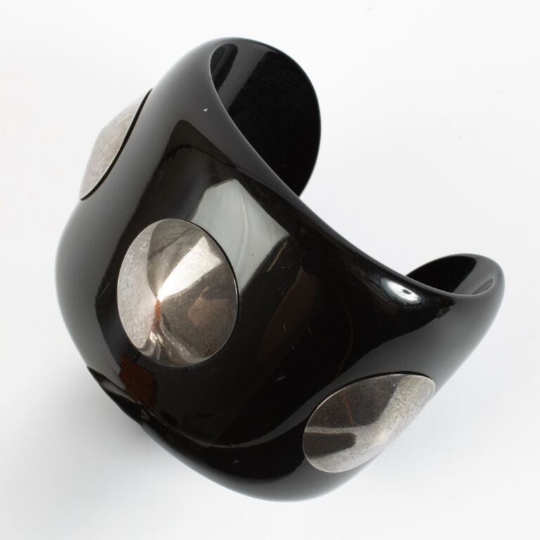 Hermès Black Bois Laqué Bracelet ○ Labellov ○ Buy and Sell