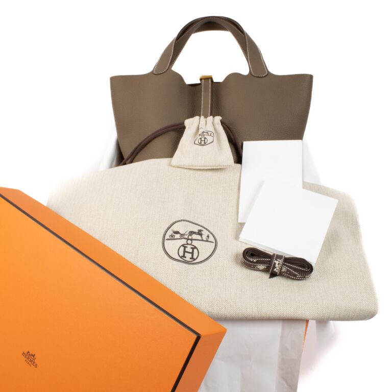 Hermès Picotin Lock 22 Etoupe Taurillon Clemence GHW