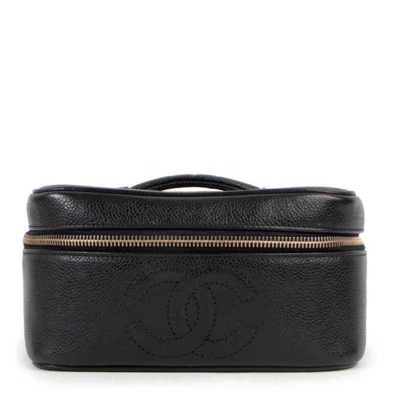 Chanel Vintage Black Caviar Leather CC Logo Zip Top Bag – I MISS YOU VINTAGE