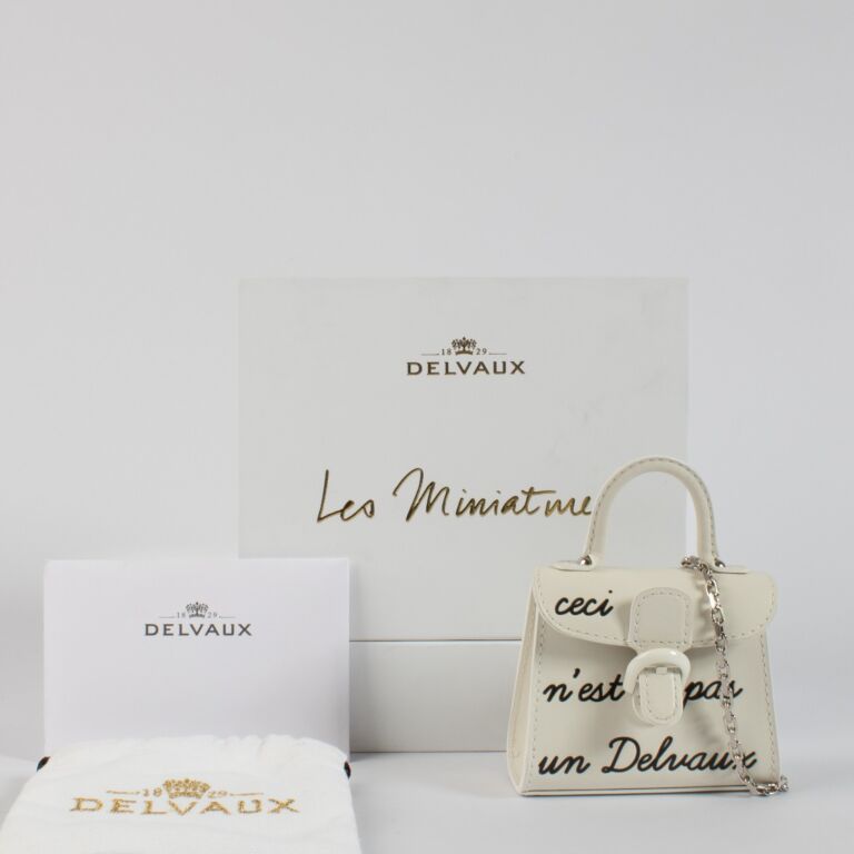♪Delvaux♪ Brillant L'Humour チェーン付きチャーム 多色 ♪Delvaux♪ Brillant L'Humour チェーン付きチャーム 多色