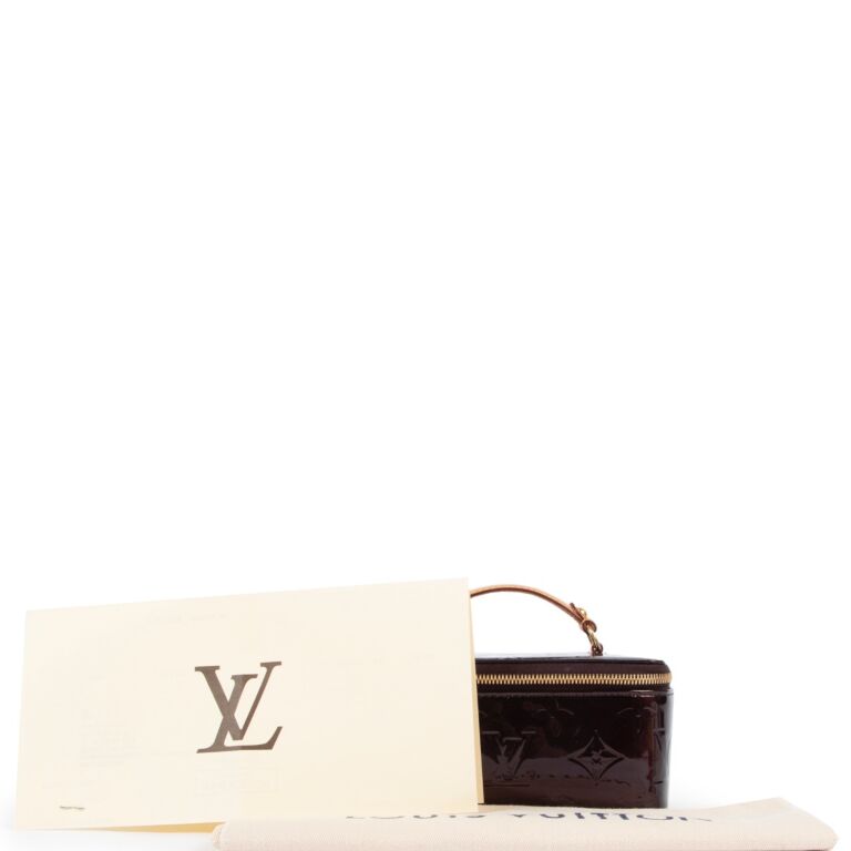 Louis Vuitton Vernis Business Card Holder Amarante 126983