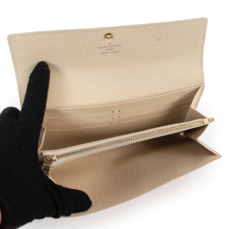 Louis Vuitton Damier Azur Sarah Wallet ○ Labellov ○ Buy and Sell