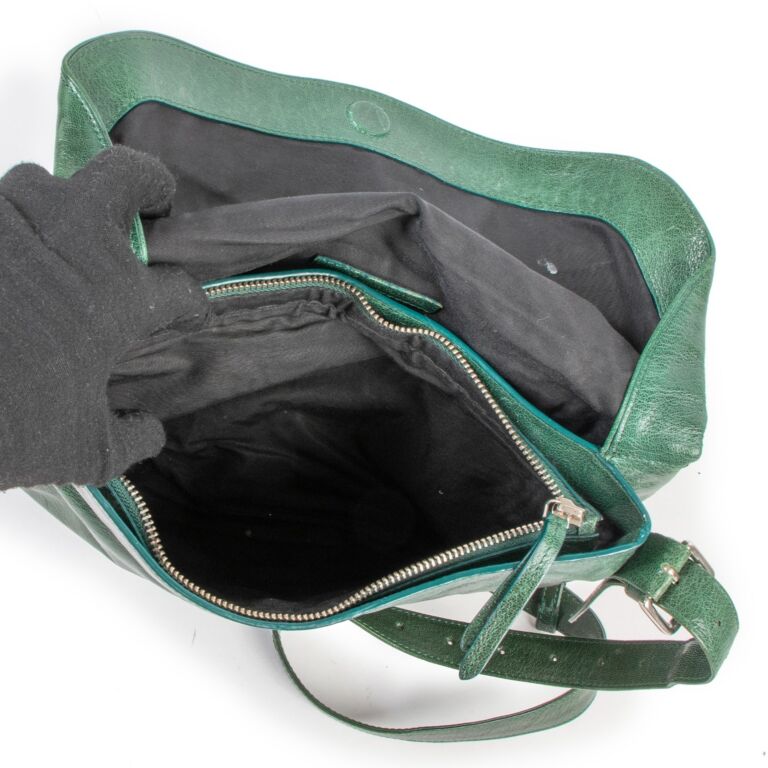Dries van hotsell noten shoulder bag