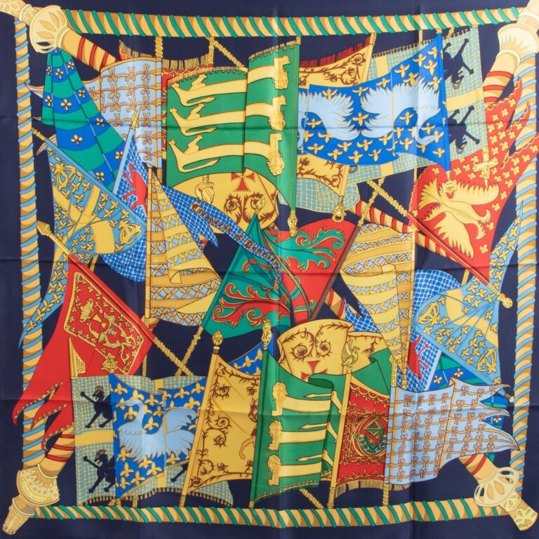 HERMES スカーフ Etendards et Bonnieresフラッグ Hermès Multicolor Etendards Et Bonnières Silk Scarf