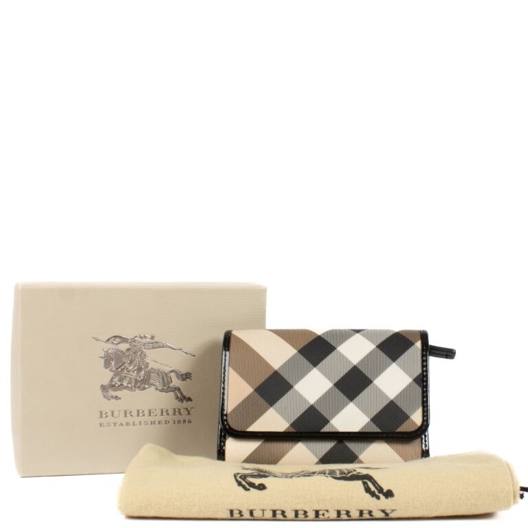 Buy burberry wallet online on sale