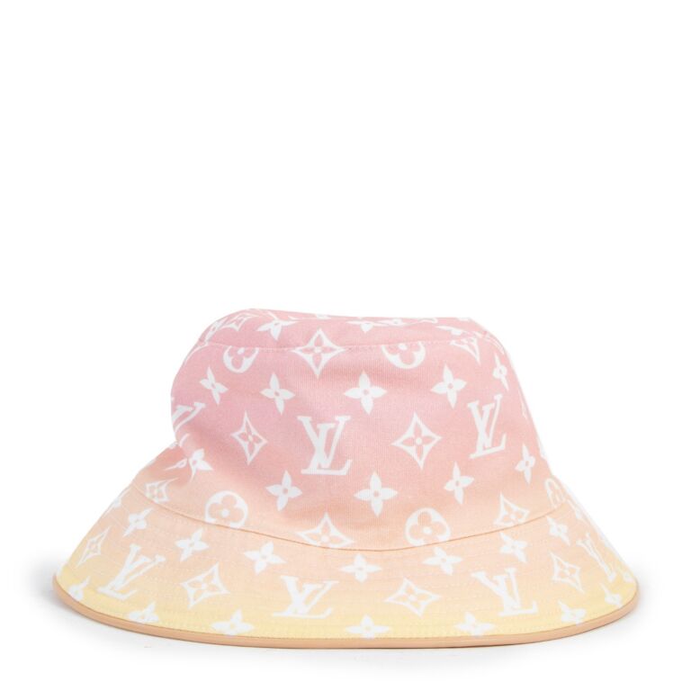 HOW TO MAKE A LOUIS VUITTON BUCKET HAT 