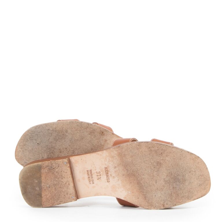 Herm s Gold Oran Sandals Size 37 5 Labellov Buy and Sell