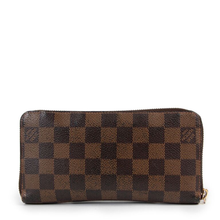 Louis vuitton best sale wallet second hand
