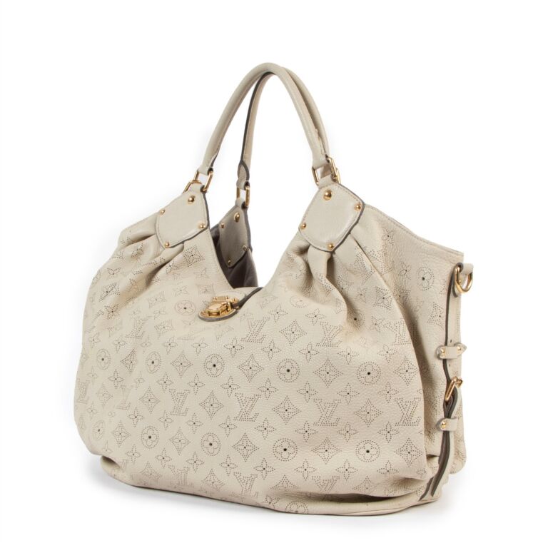 Louis Vuitton Mahina XXL Perforated Monogram Hobo Bag ○ Labellov