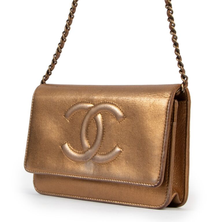 chanel wallet on chain metallic