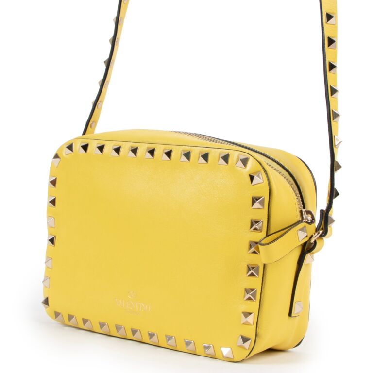 Bolso camera cruzado Rockstud, Valentino