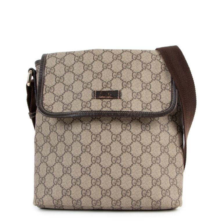 Gucci gg 2025 supreme shoulder bag