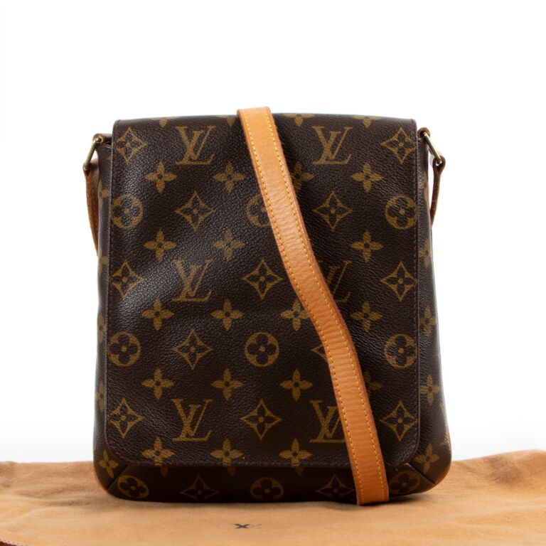 Louis Vuitton 2004 pre-owned Damier Ebène Musette Salsa Crossbody