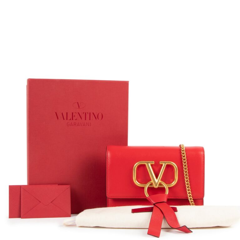 Valentino Red V Ring Crossbody Bag, Designer Brand, Authentic Valentino