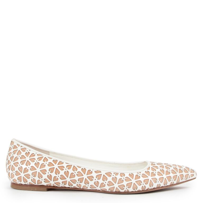 Alexander Mcqueen White Eggsiln Laser Cut Flats Size 40