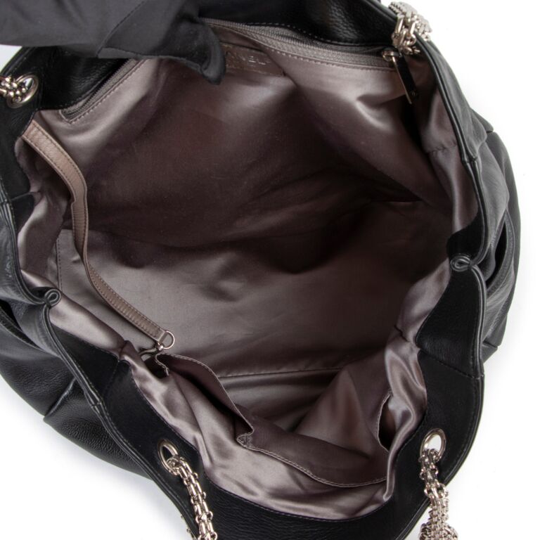 Mademoiselle Chanel Bronze medium 2.55 metal hardware double flap Leather  ref.985285 - Joli Closet