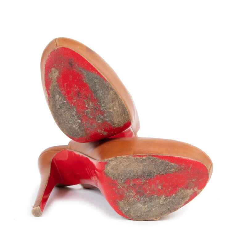 Christian Louboutin Peep-Toe Platform Heels - Size 38,5 ○ Labellov ○ Buy Sell